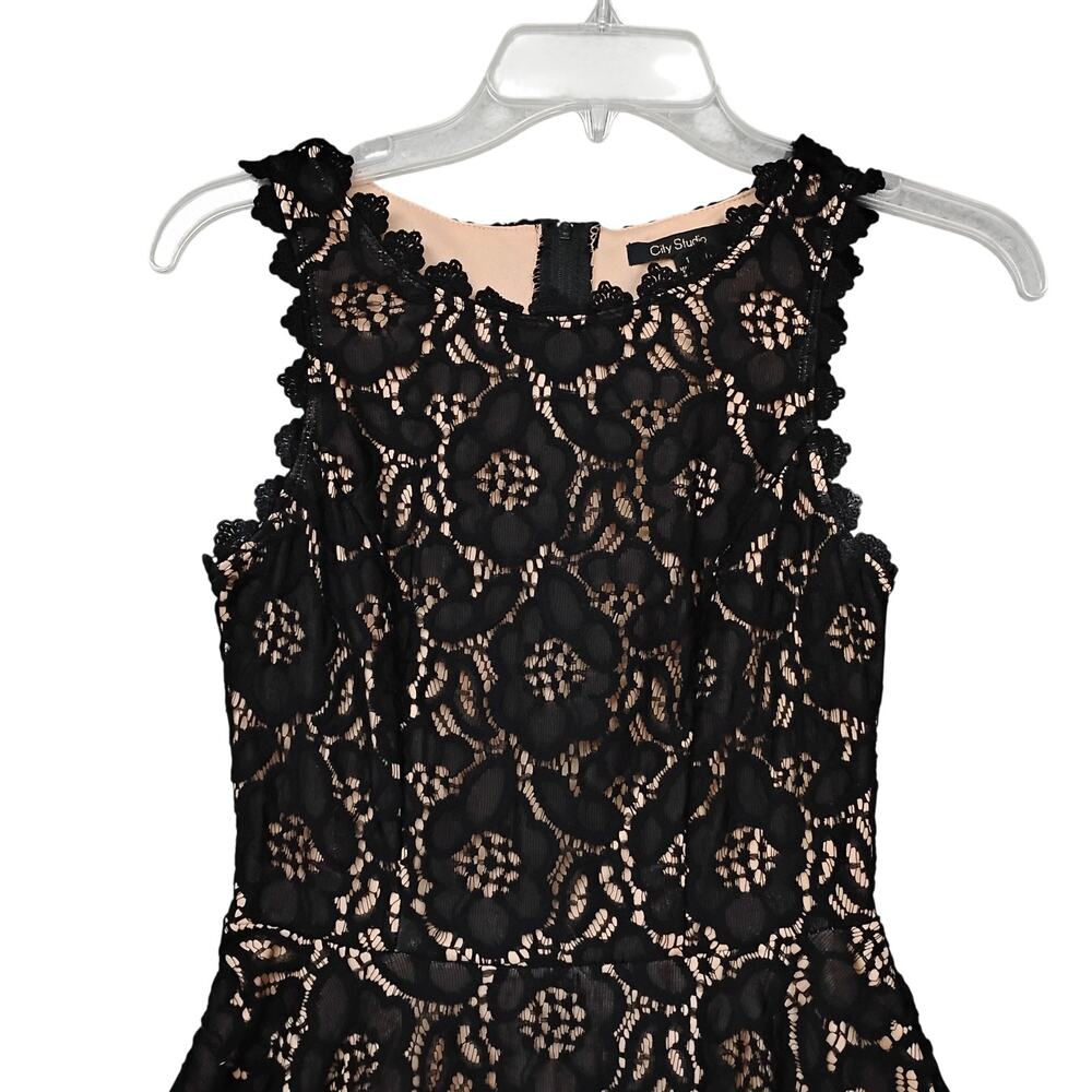 City Studio Lace Dress Size 1 Nude Lining Fit and Flare Cut Back Zipper - Picture 4 of 9